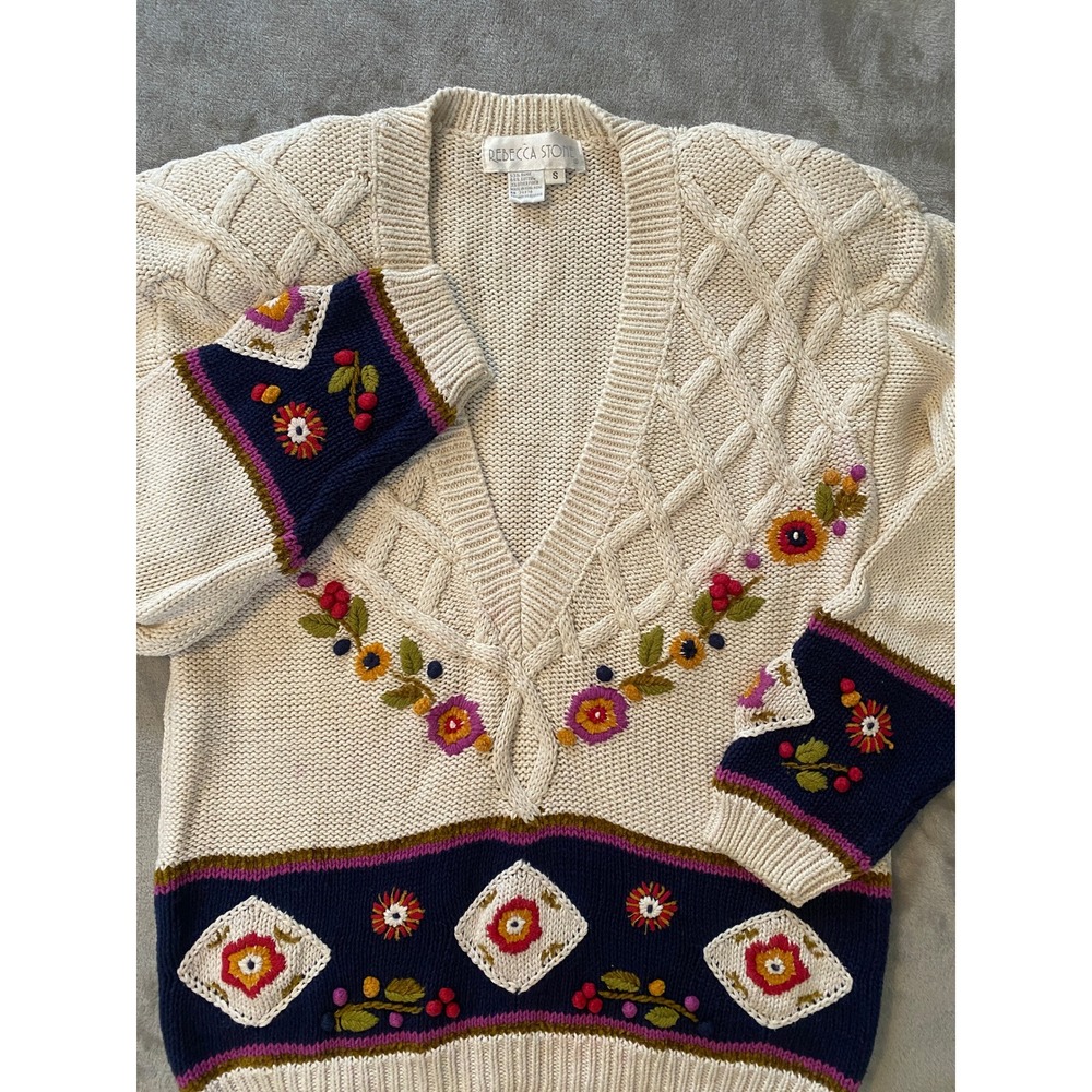Rebecca Stone Sweater Sz S Cream Floral Embroidered Chunky Cable Knit 90s Folk